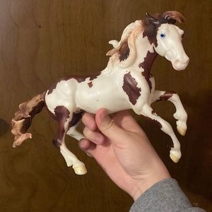 Breyer Horse Nakota body.